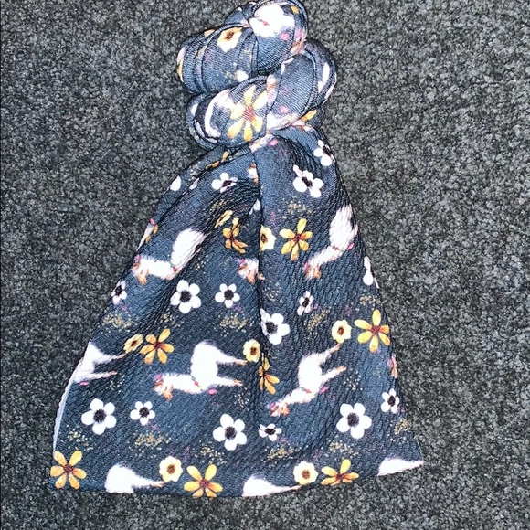 Top Knots - Picture 4 of 5